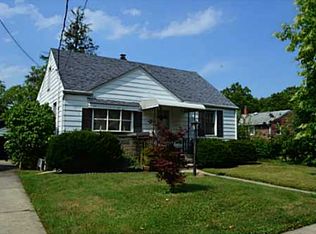 44 Delaware Ave, Carteret, NJ 07008