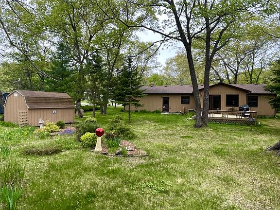 3rd image of 6790 Lakewood Dr