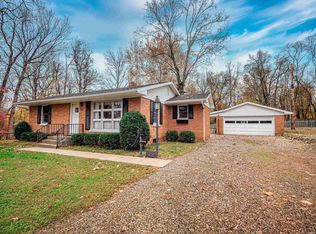 912 Orchard Dr, Newburgh, IN 47630