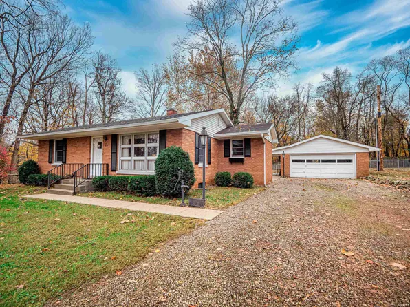 912 Orchard Dr, Newburgh, IN 47630