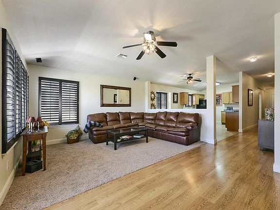 3rd image of 1512 Vanilla Bean Dr