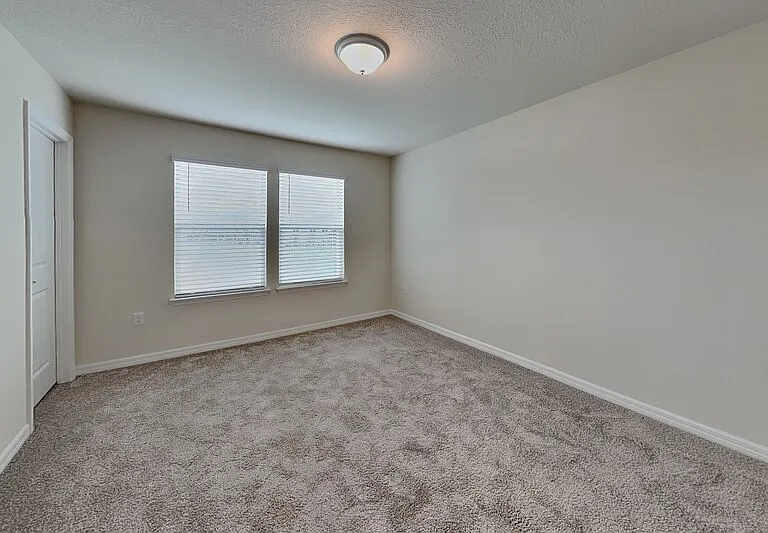 461 Beryl Cv — Photo 23