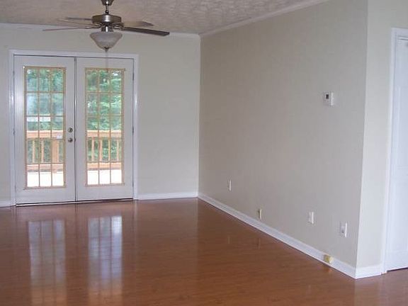 Living Room w/French Drs