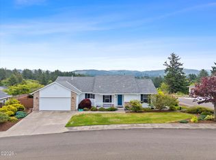 5248 NE Voyage Ave, Lincoln City, OR 97367