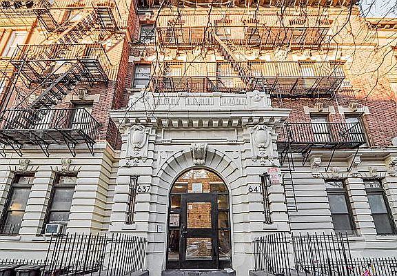 4th image of 637 Saint Marks Ave #4G