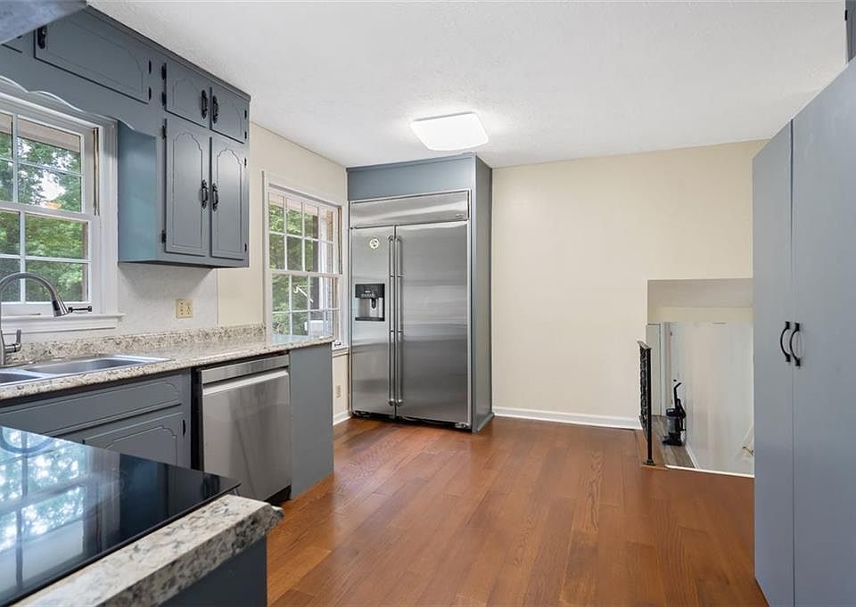 1st image of 2511 Amalfi Dr