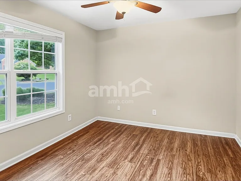 1954 Firelight Ln — Photo 17