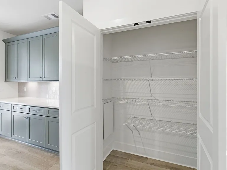 124 Nearwater Pl #5 — Photo 10