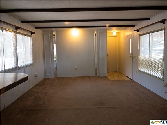 4th image of 1136 Lone Star Dr