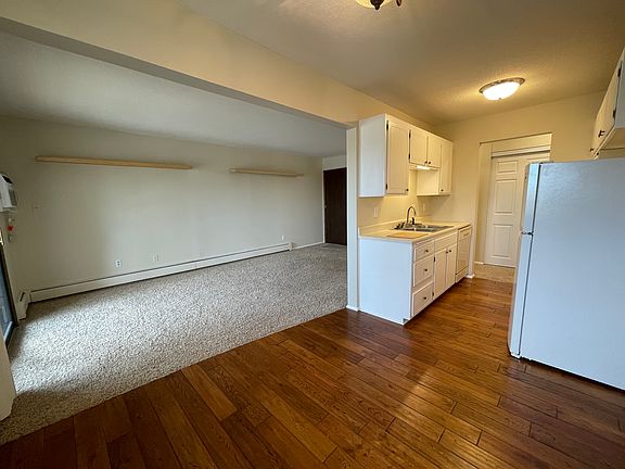 4th image of 4407 Wilshire Blvd #304