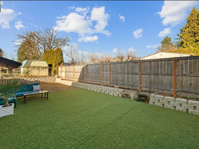 1315 SW Dorothy St — Photo 19
