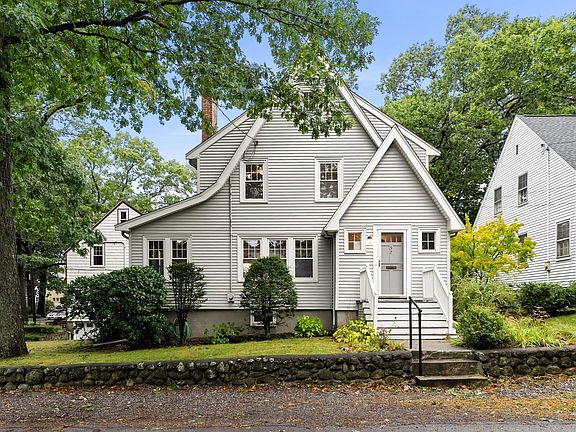 2nd image of 57 Grandview Rd