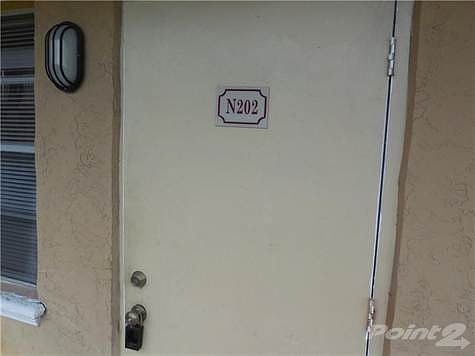 2nd image of 95 NE 41st St #202