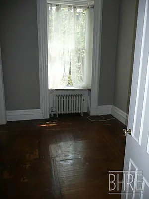 Rented by Brooklyn Heights Real Estate Inc | media 33