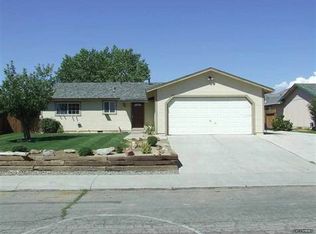 537 Yellow Jacket Rd, Dayton, NV 89403