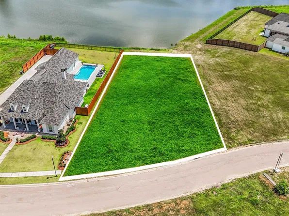 36157 Westin Ridge Dr, Geismar, LA 70734