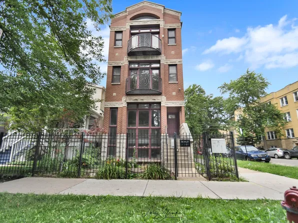 3934 W Argyle St #1, Chicago, IL 60625