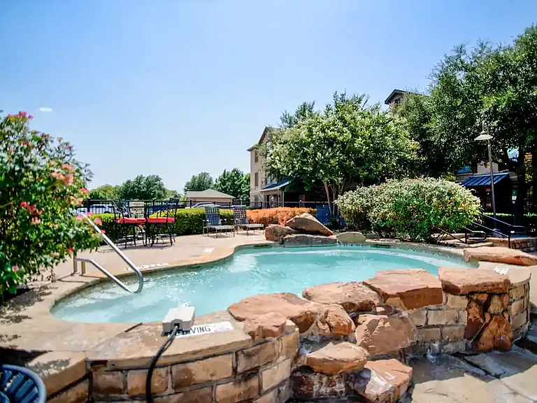 Constellation Ranch Luxury Apartment Homes — Photo 7