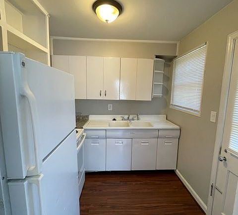 4th image of 100 Lewis Dr Unit 10F