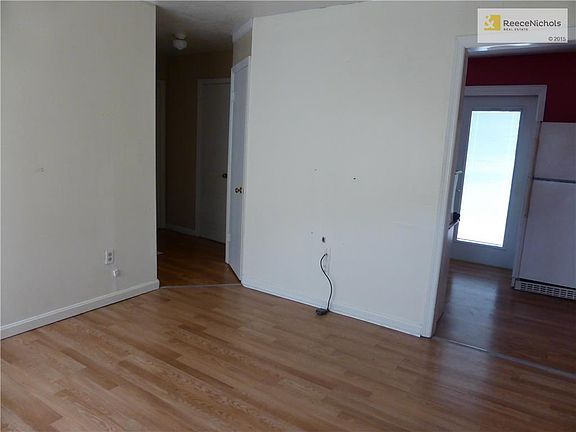 5th image of 812 S Harkless Ave