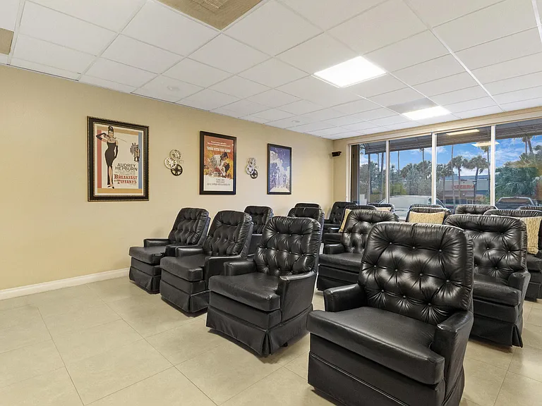 3900 Galt Ocean Dr #2114 — Photo 37