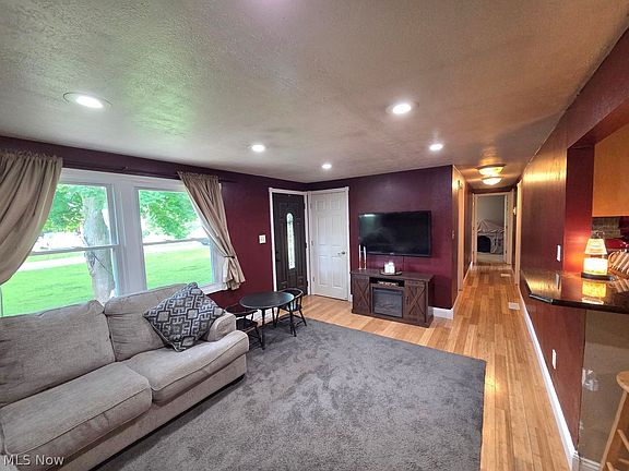 5th image of 3252 Sonora Ln