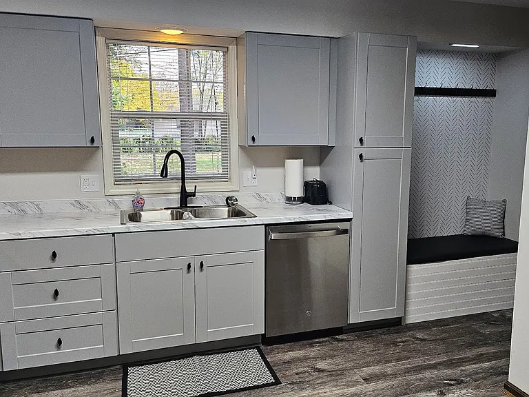 2406 Roxbury Rd — Photo 6