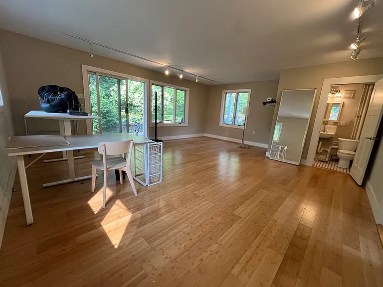 36 Greenough Ave #CH — Photo 2