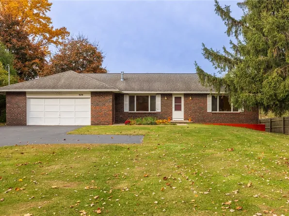 929 Salt Rd, Webster, NY 14580