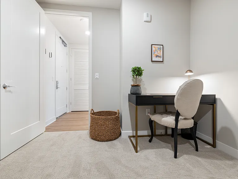 4303 Rivington — Photo 16
