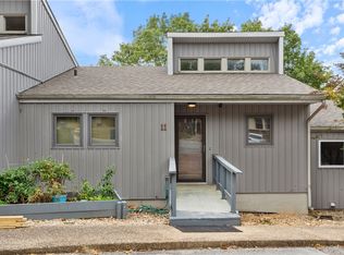 11 Connie Ln, Bella Vista, AR 72715