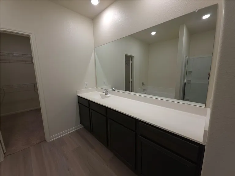 305 Lone Mountain Dr — Photo 19