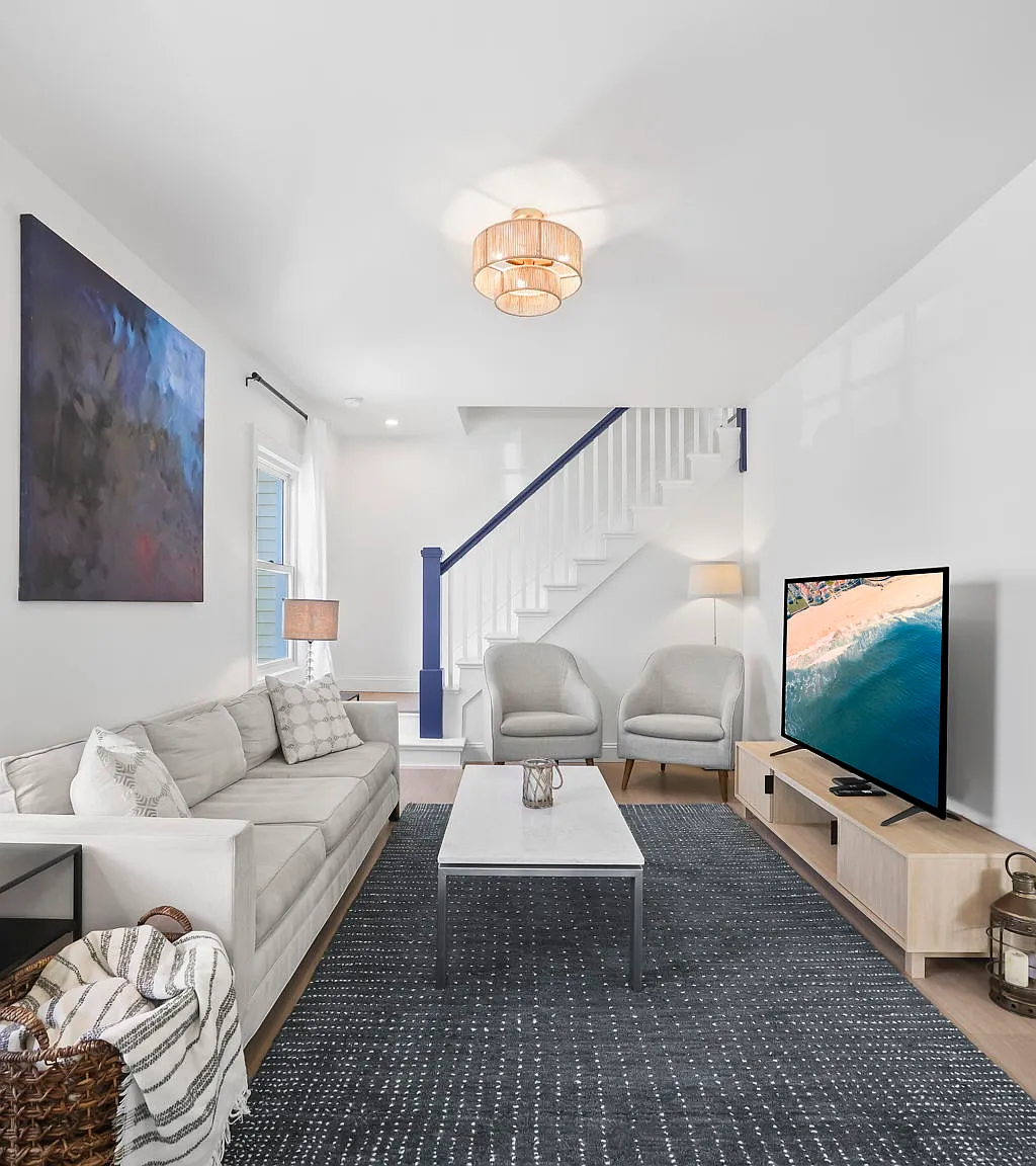 13 Arthur Ave — Photo 3