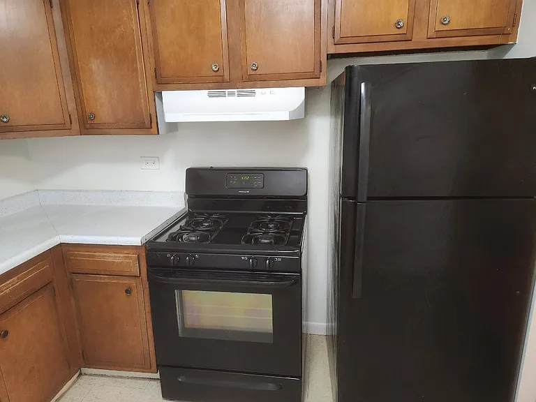 766 N Linden Ave #206 — Photo 8