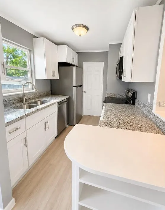 3 bed, 2.0 bath, 1129 sqft, $1,700 — Photo 4