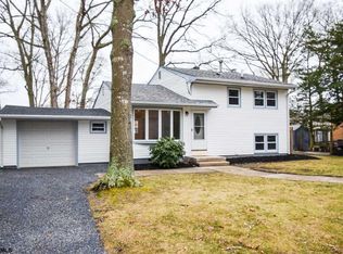 702 S Wood Ln, Galloway, NJ 08205