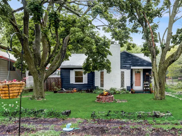 1145 Park Ave, Winthrop Harbor, IL 60096