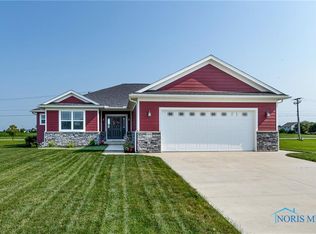 1436 Westminster Rd, Bowling Green, OH 43402