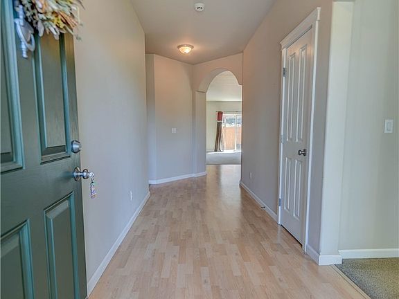 3rd image of 13906 172nd Street Ct E