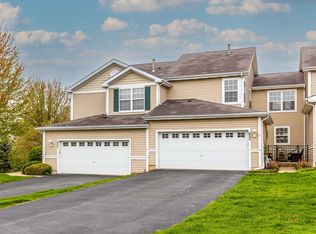 655 N Fox Trl, Round Lake, IL 60073