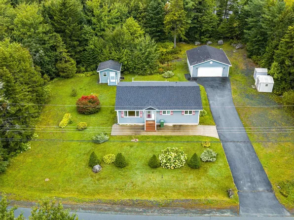 6 Heidelberg Ln, Porters Lake, NS B3E 1J1
