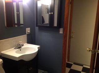 526 15th St #2, West Babylon, NY 11704