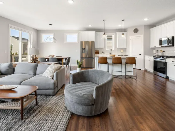 10811 40th St, Lake Elmo, MN 55042