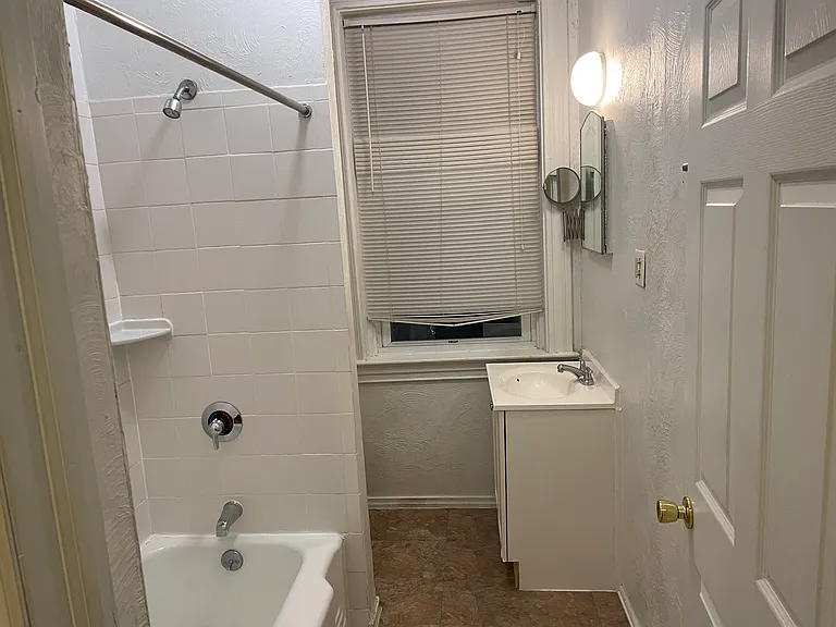 2336 Murray Ave #2F — Photo 8