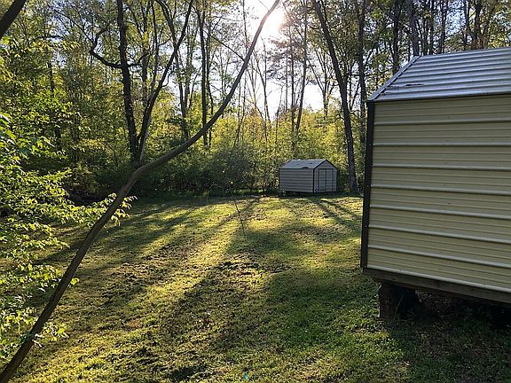 300 sq ft of shed storage 