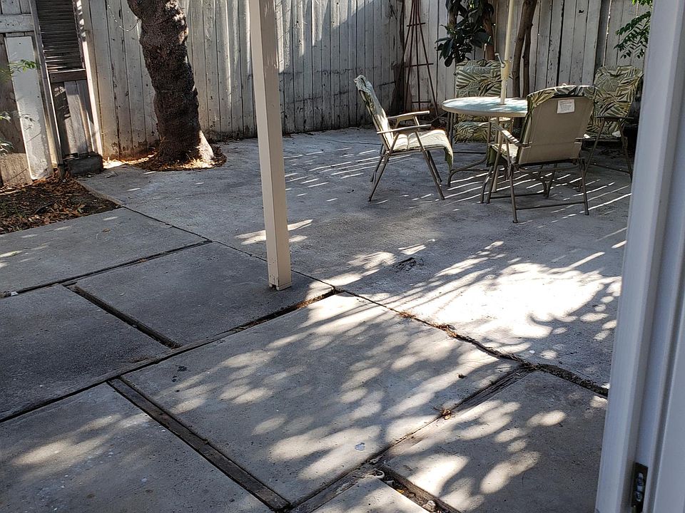 2nd image of 289 W Wilson St #B