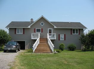 1242 Carrs Bridge Rd, Bumpass, VA 23024