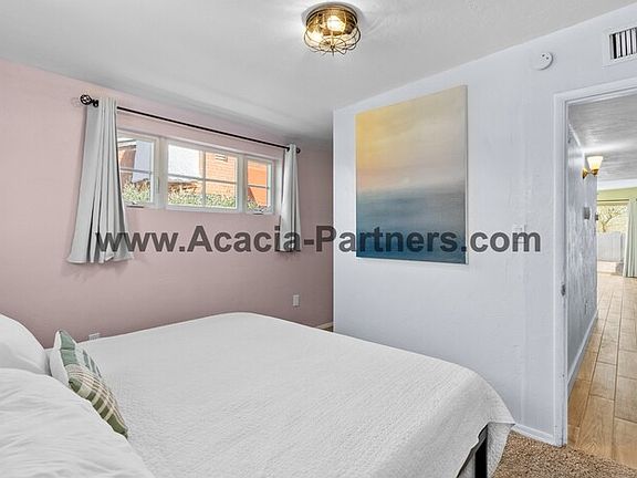 2nd image of 110 N Melwood Ave #B
