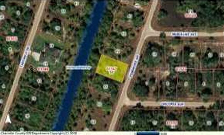 1st image of 425 Pembroke Dr