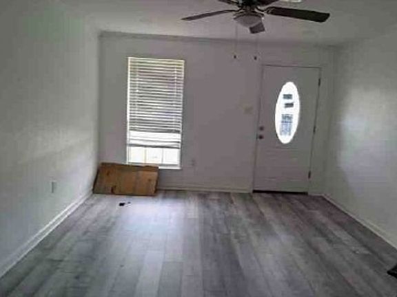 Additional Living Room